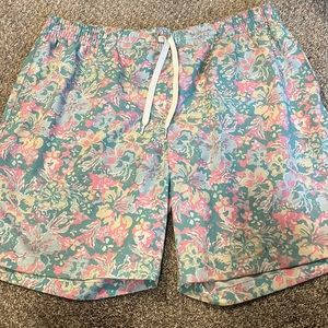 Chubbies 7” swim trunks